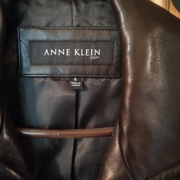 Anne Klein leather jacket.  Size small, black - Picture 6 of 6